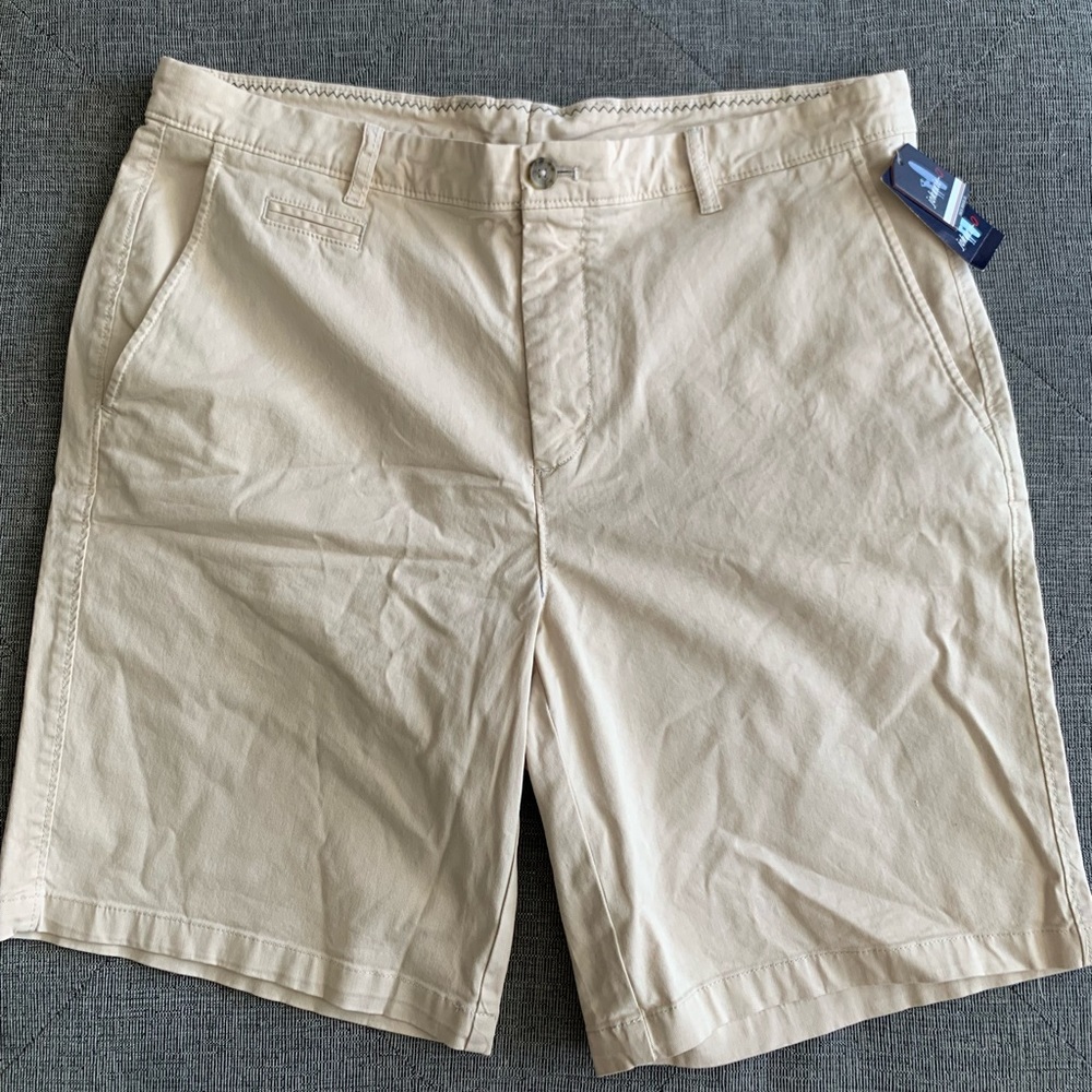 NWT - Johnnie-o men’s shorts